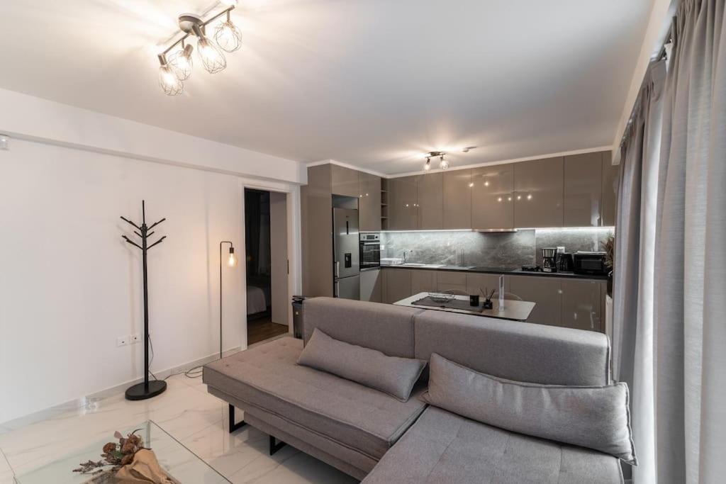 Μεζονέτα Με Θέα Στο Πάρκο Σταύρος Νιάρχος One Apartment Atena Exterior foto